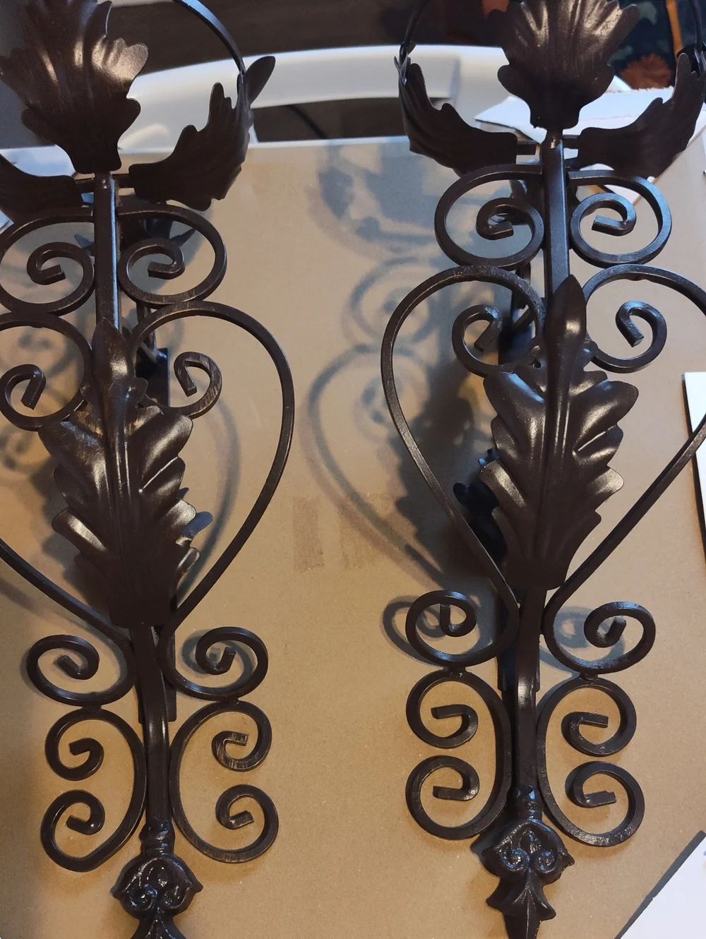 Decorative Metal Wall Sconces in Dark Brown - Elegant Leaf Scroll Design